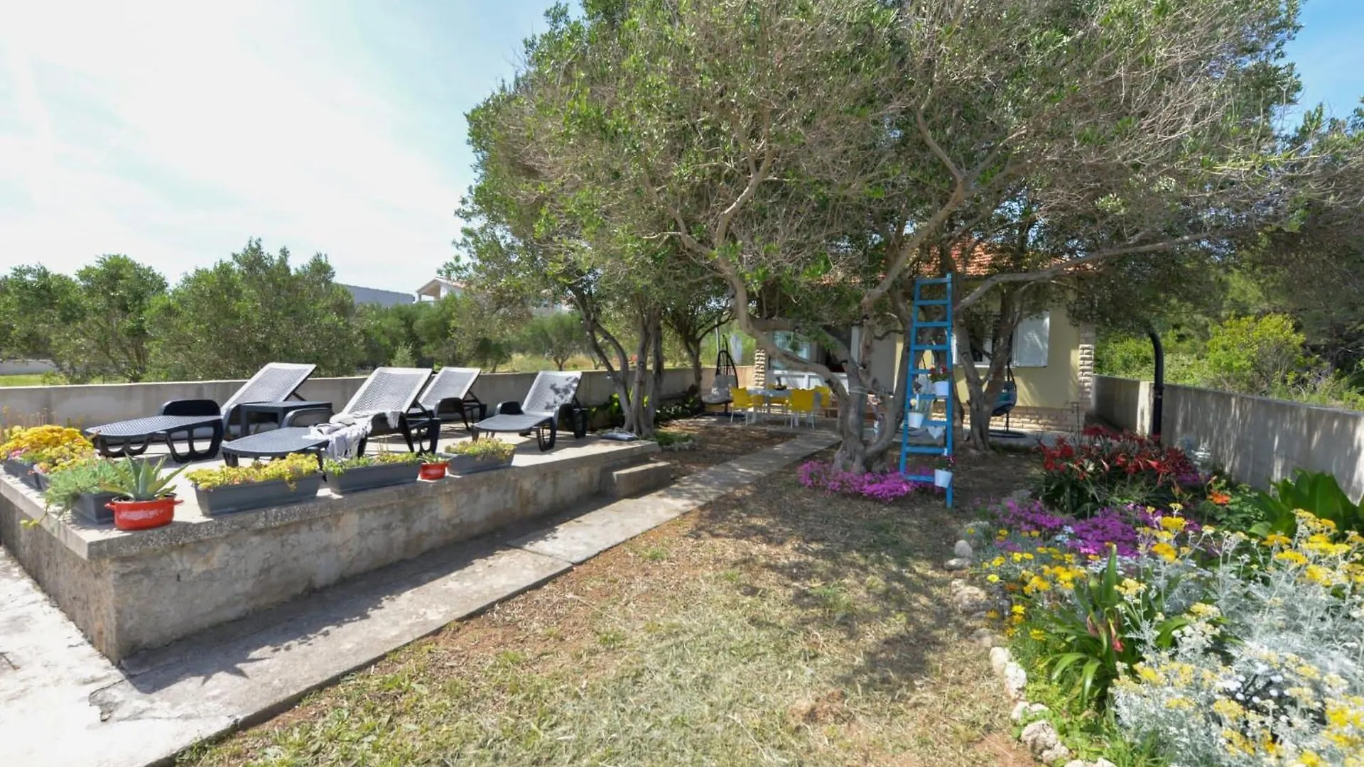 Semesterbostad House Ana Villa Banj